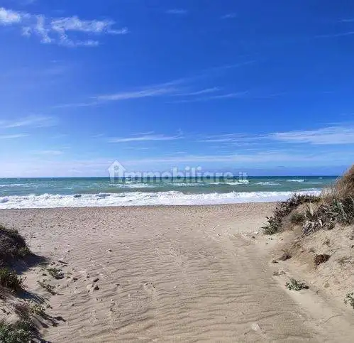 Villetta a schiera in vendita a Campofelice di Roccella