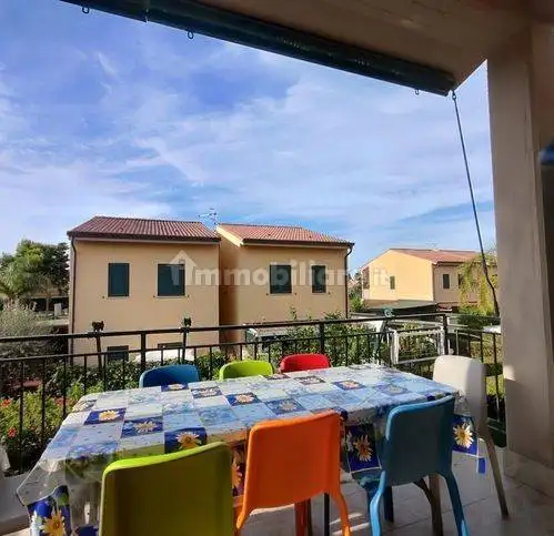 Villetta a schiera in vendita a Campofelice di Roccella