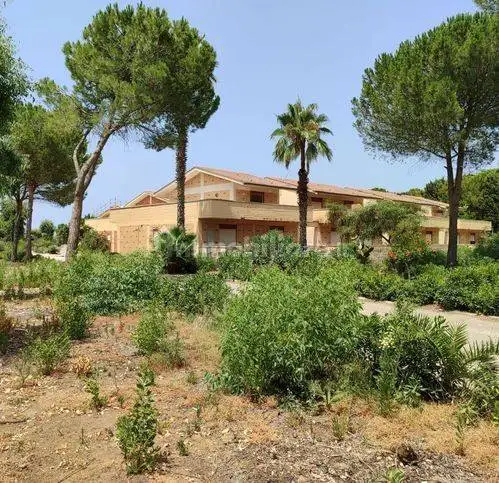 Villetta a schiera in vendita a Campofelice di Roccella