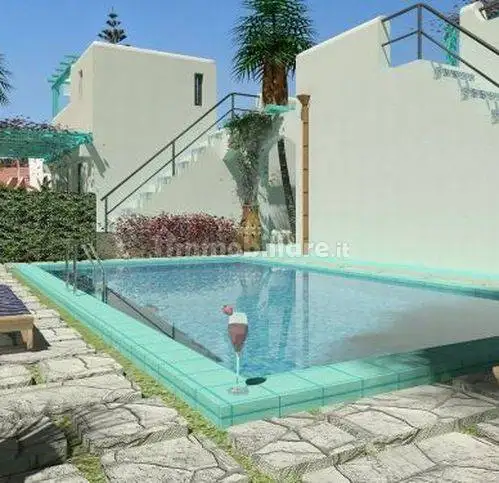 Villa in vendita a Campofelice di Roccella