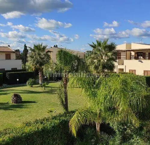 Villetta a schiera in vendita a Campofelice di Roccella