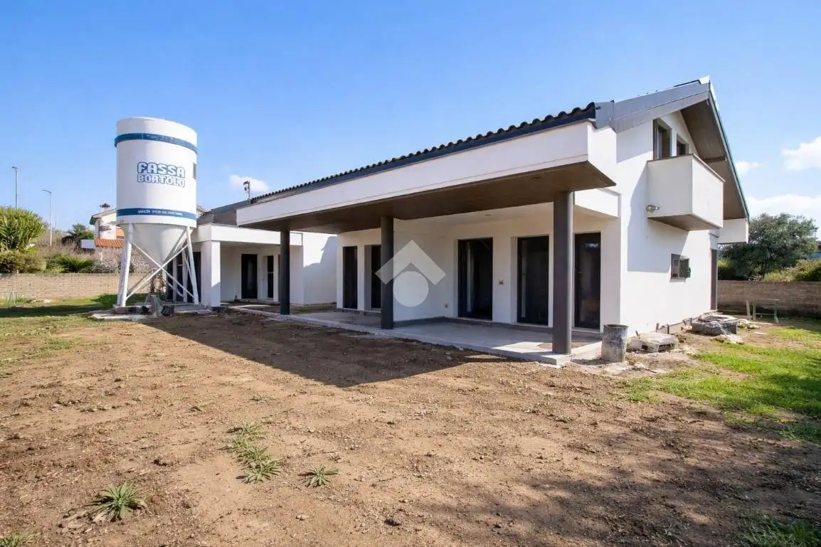 Villa in vendita a Ardea