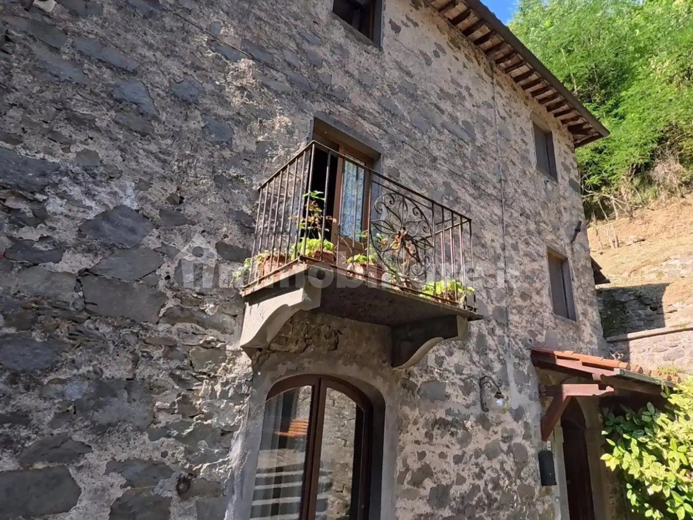 Casa indipendente in vendita a Castiglione di Garfagnana