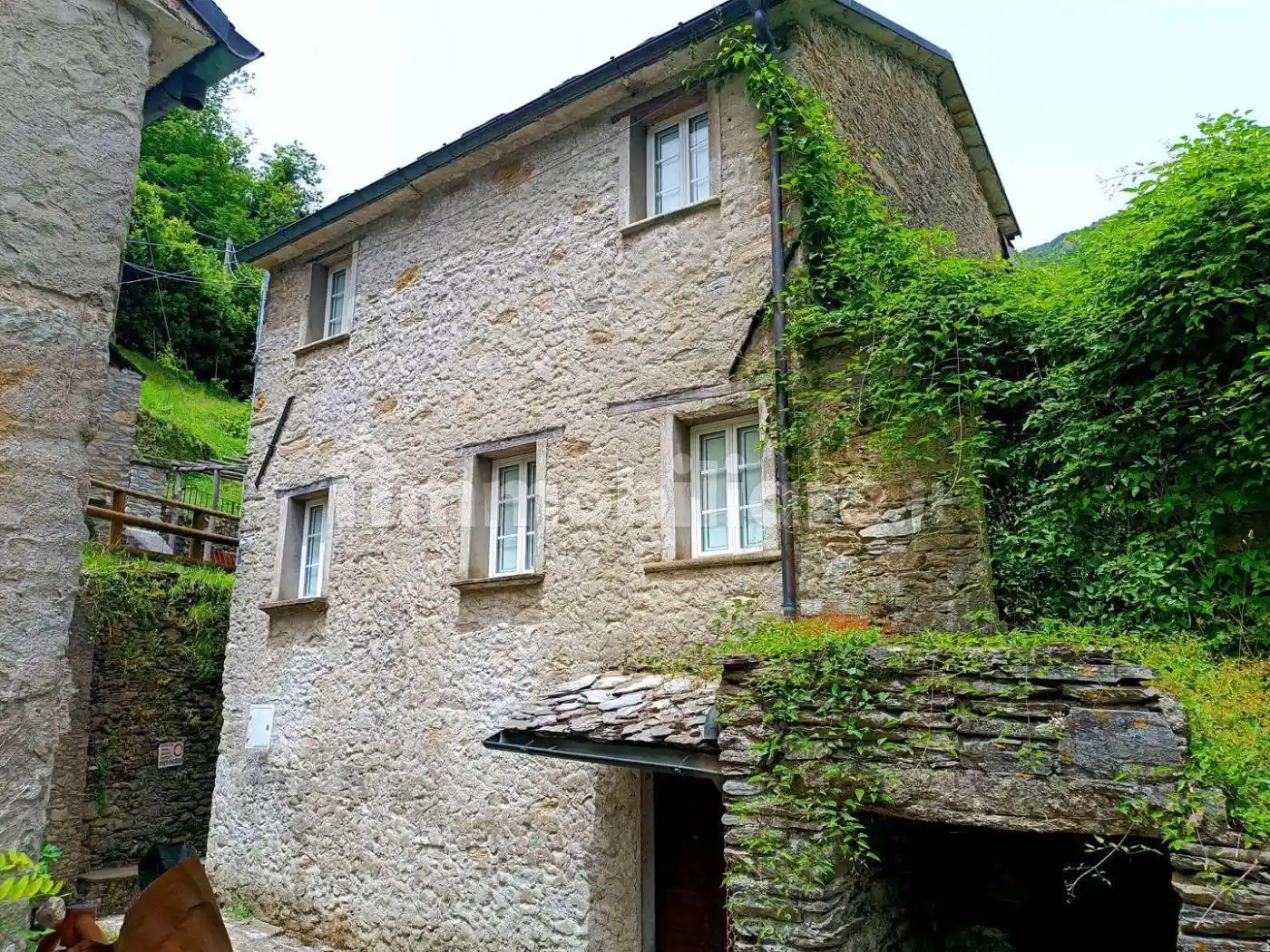 Terratetto plurifamiliare 75 m², Careggine - foto 4