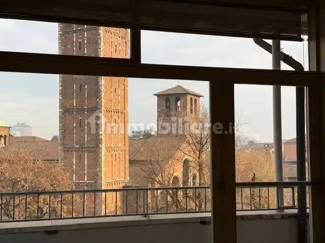 Trilocale piazza Sant'Ambrogio 14, Sant'Ambrogio, Milano - foto 2