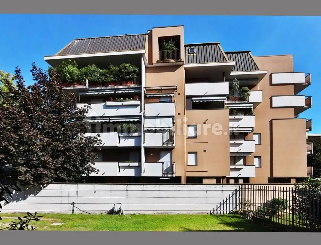 Bilocale via Fabio Filzi 20, Volturno, Assisi, San Mauro, Lissone - foto 2