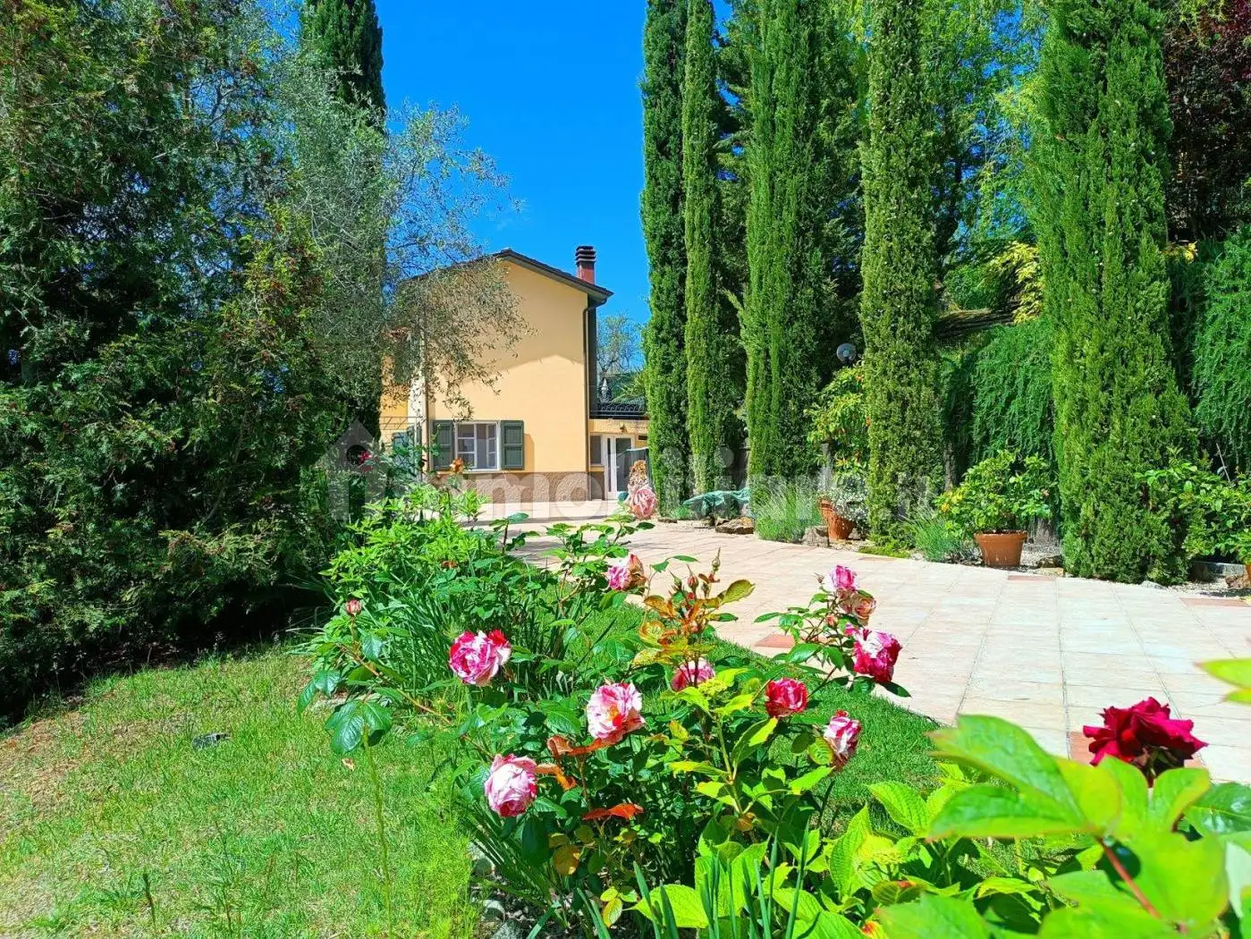 Casa indipendente in vendita a Fivizzano