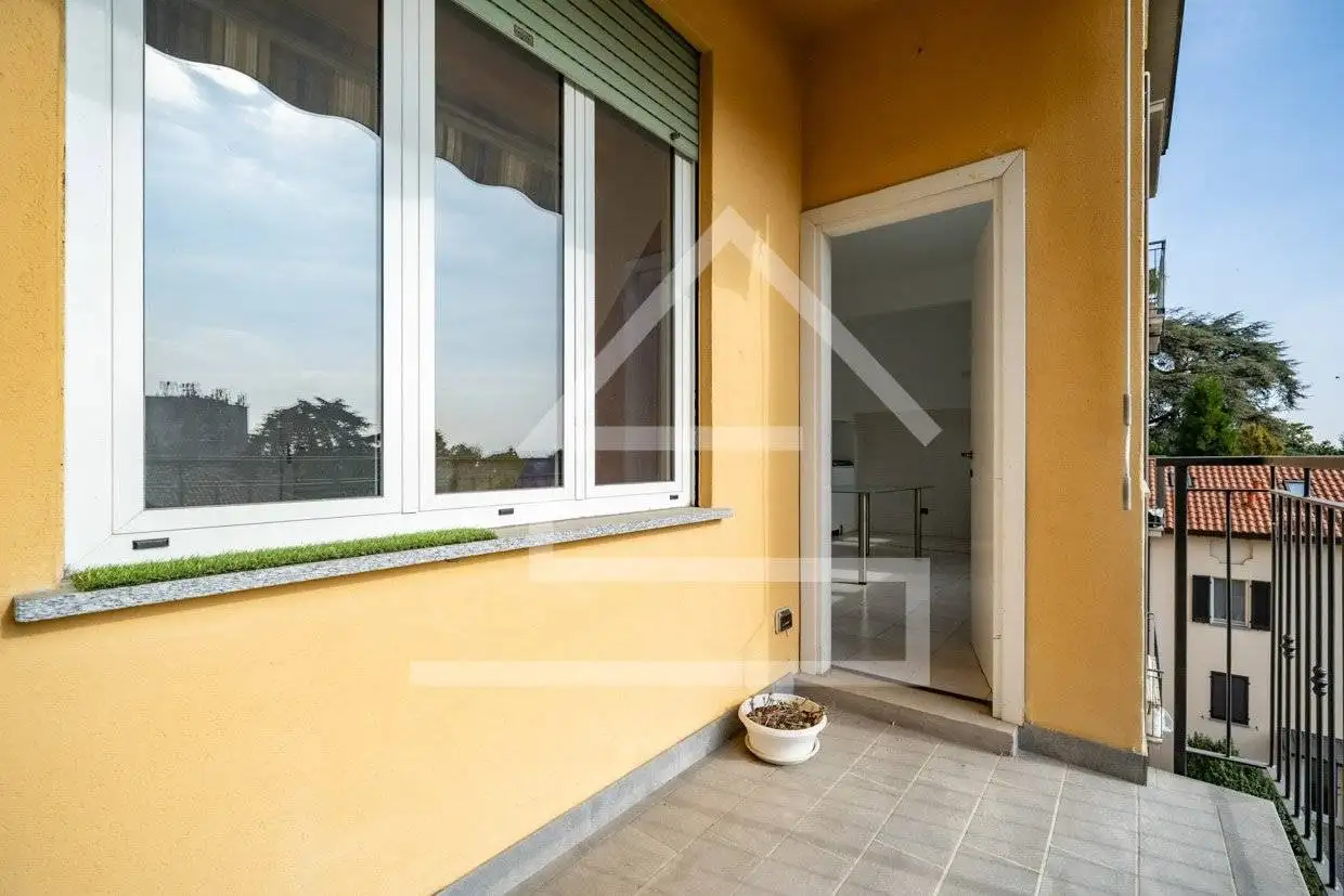 Quadrilocale via Giuseppe Garibaldi 5, Centro, Casatenovo - foto 5