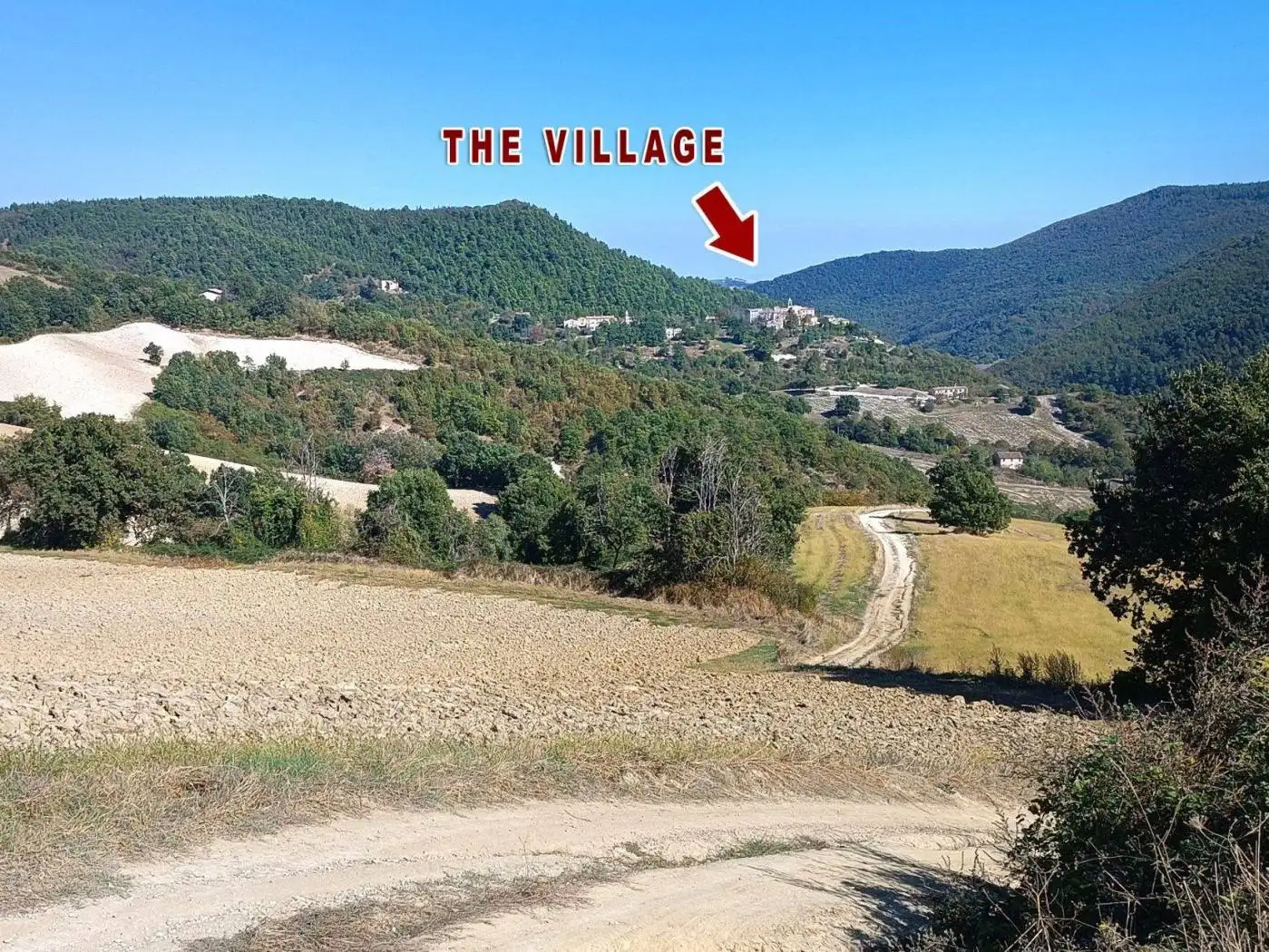 Terratetto plurifamiliare 160 m², Arcevia - foto 3