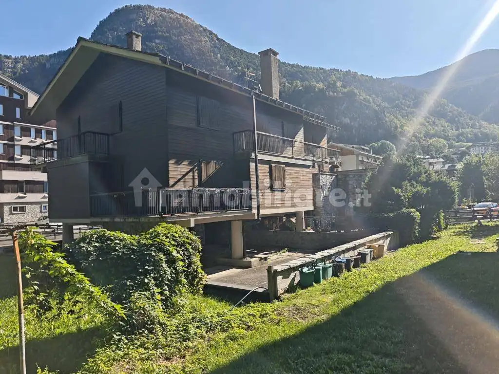 Bilocale frazione Filey 44, Centro, Antey-Saint-Andrè - foto 5