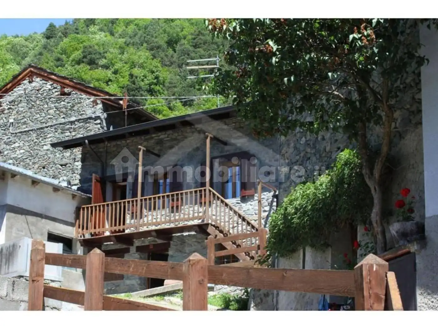 Casa indipendente in vendita a Antey-Saint-Andrè