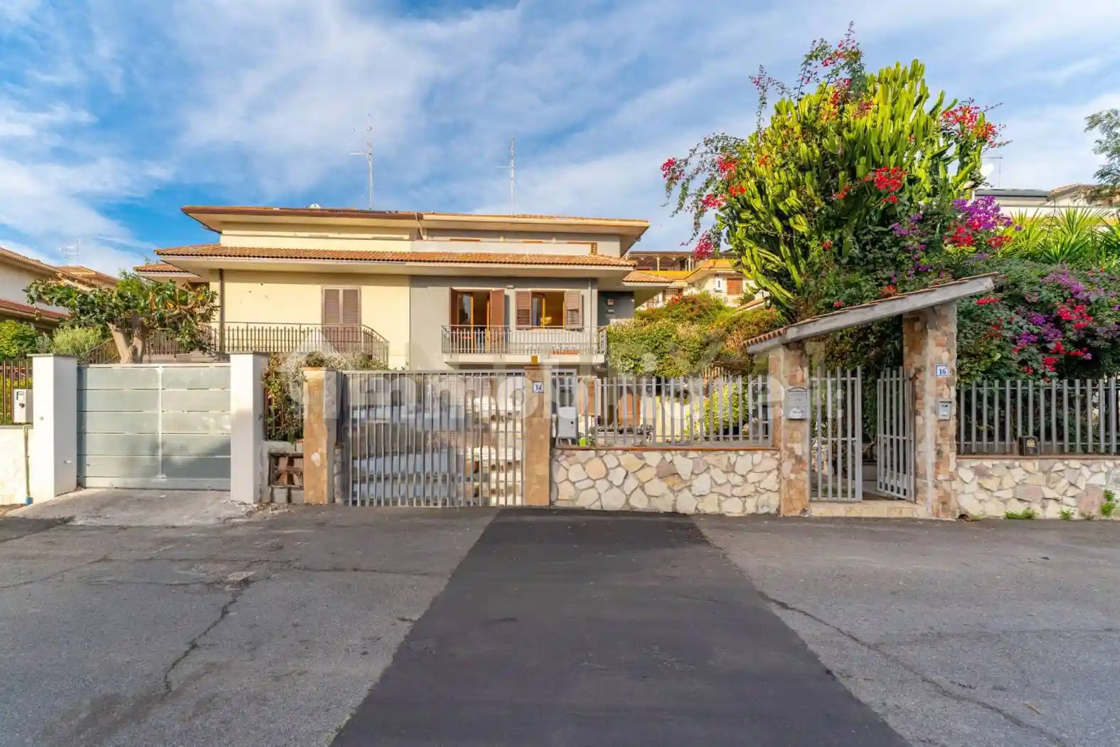 Villa in vendita a Aci Catena