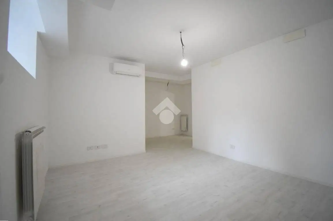 Trilocale via Petrarca Francesco, Centro, Cologno Monzese - foto 5