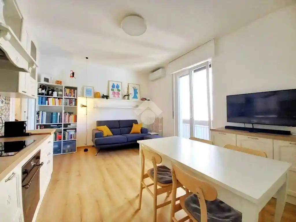 Trilocale via Dante 28, Centro, Erba - foto 2