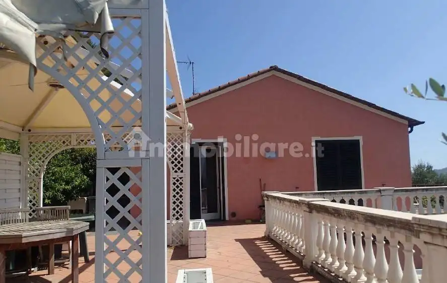 Villetta a schiera in vendita a Diano Castello