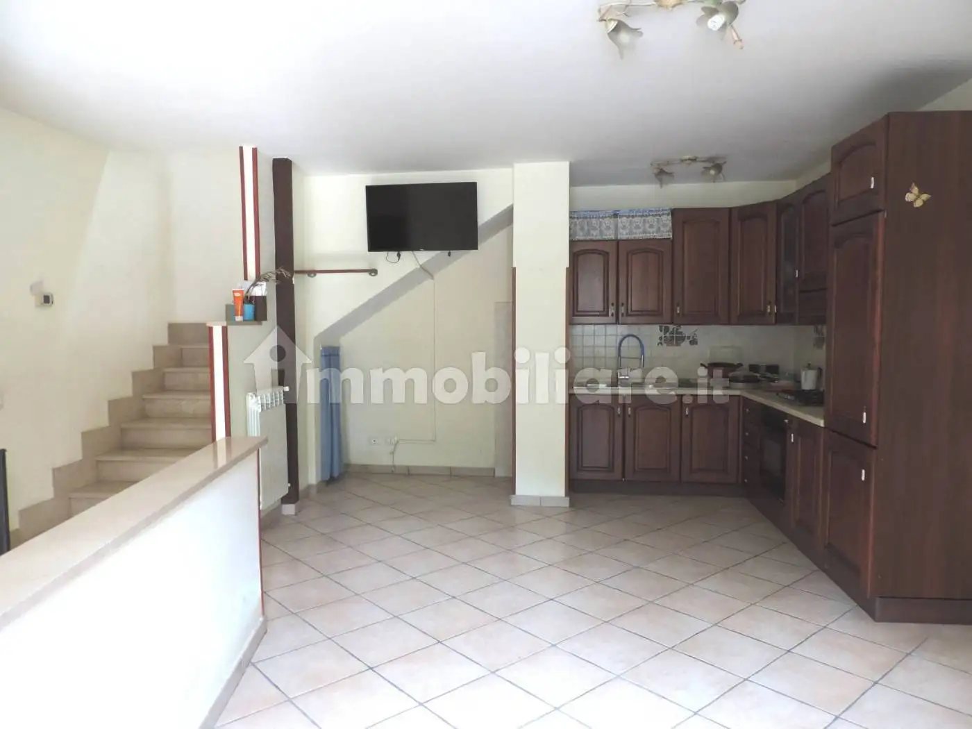 Appartamento in vendita a Fara in Sabina