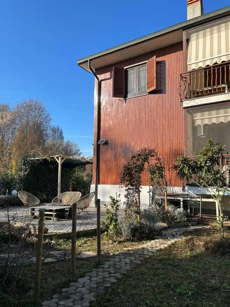 Villa bifamiliare via Aldo Moro 2, Moncucco, Vernate - foto 3
