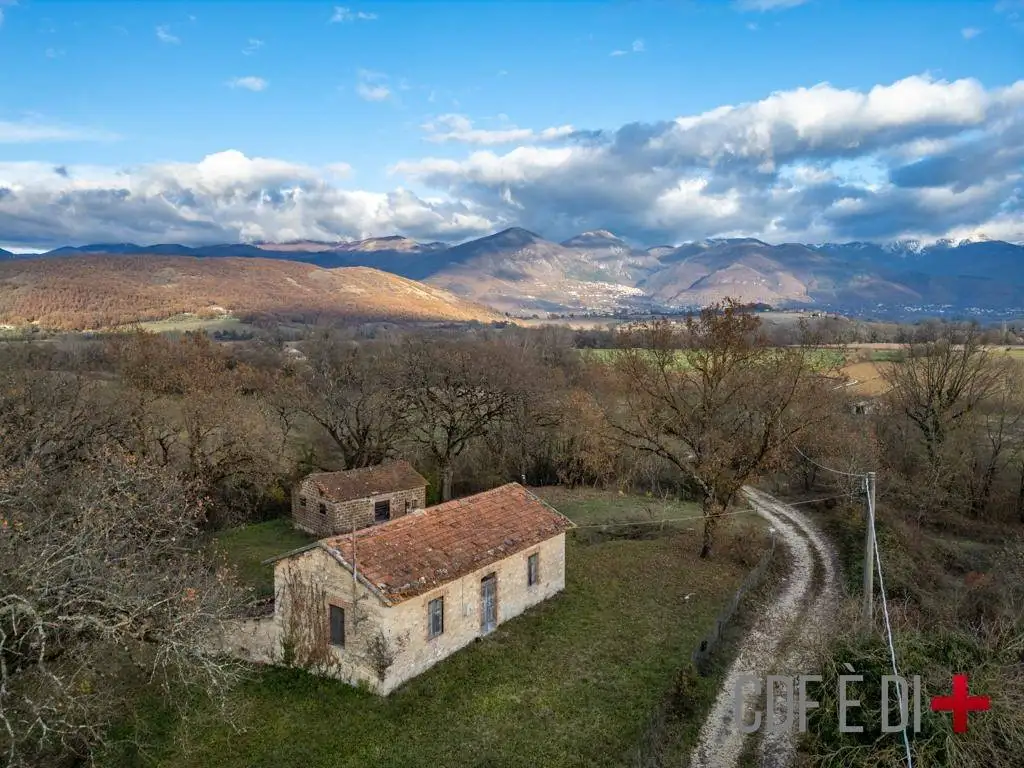 Rustico - Casale in vendita a Contigliano
