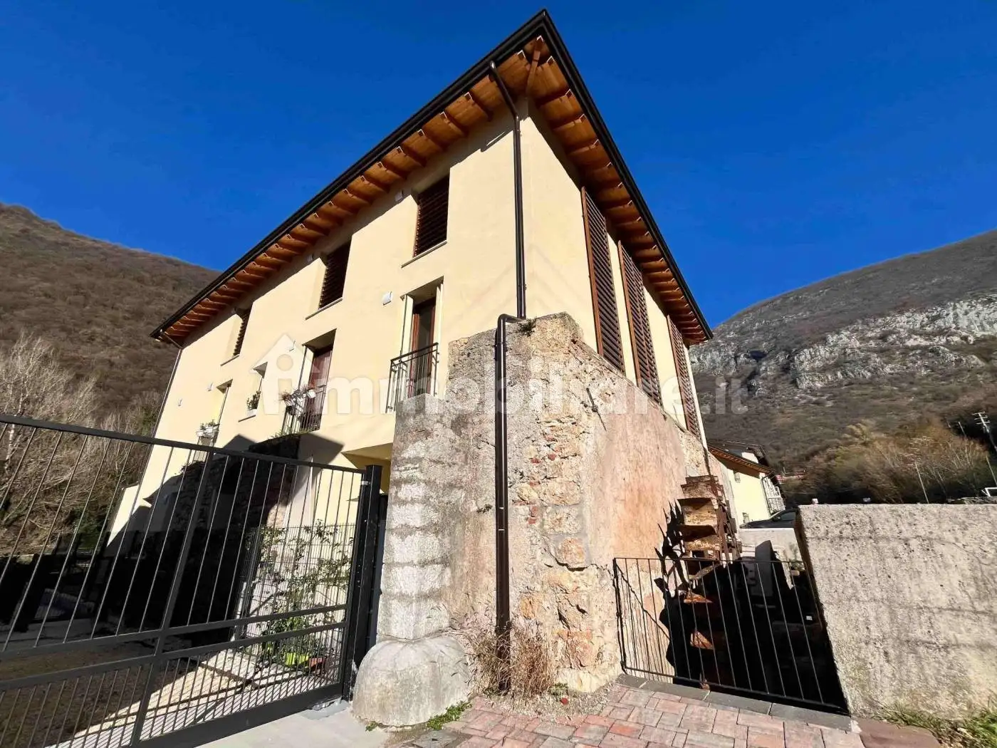 Appartamento in vendita a Nave