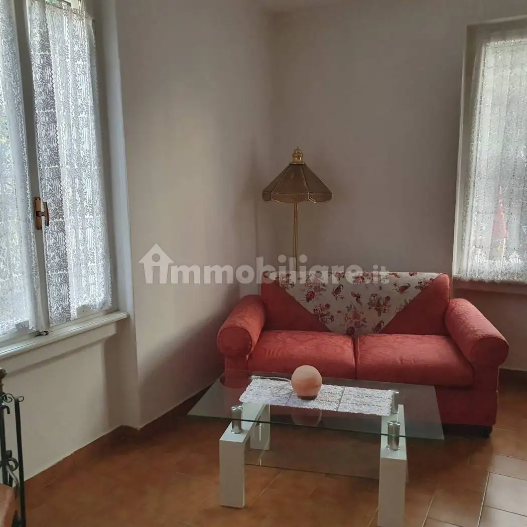 Appartamento in affitto a Laveno-Mombello