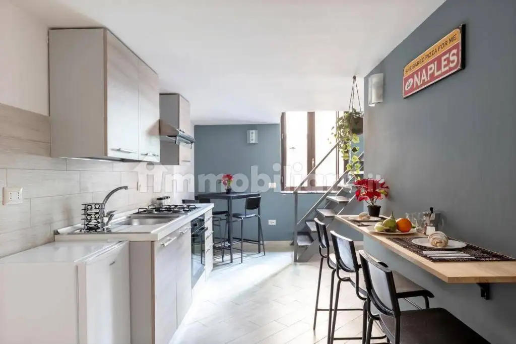 Appartamento in affitto a Napoli