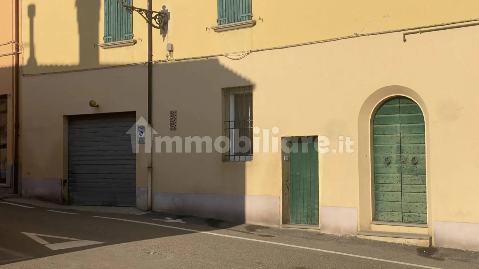 Appartamento via Silvio Pellico, Centro, Castel San Pietro Terme - foto 5