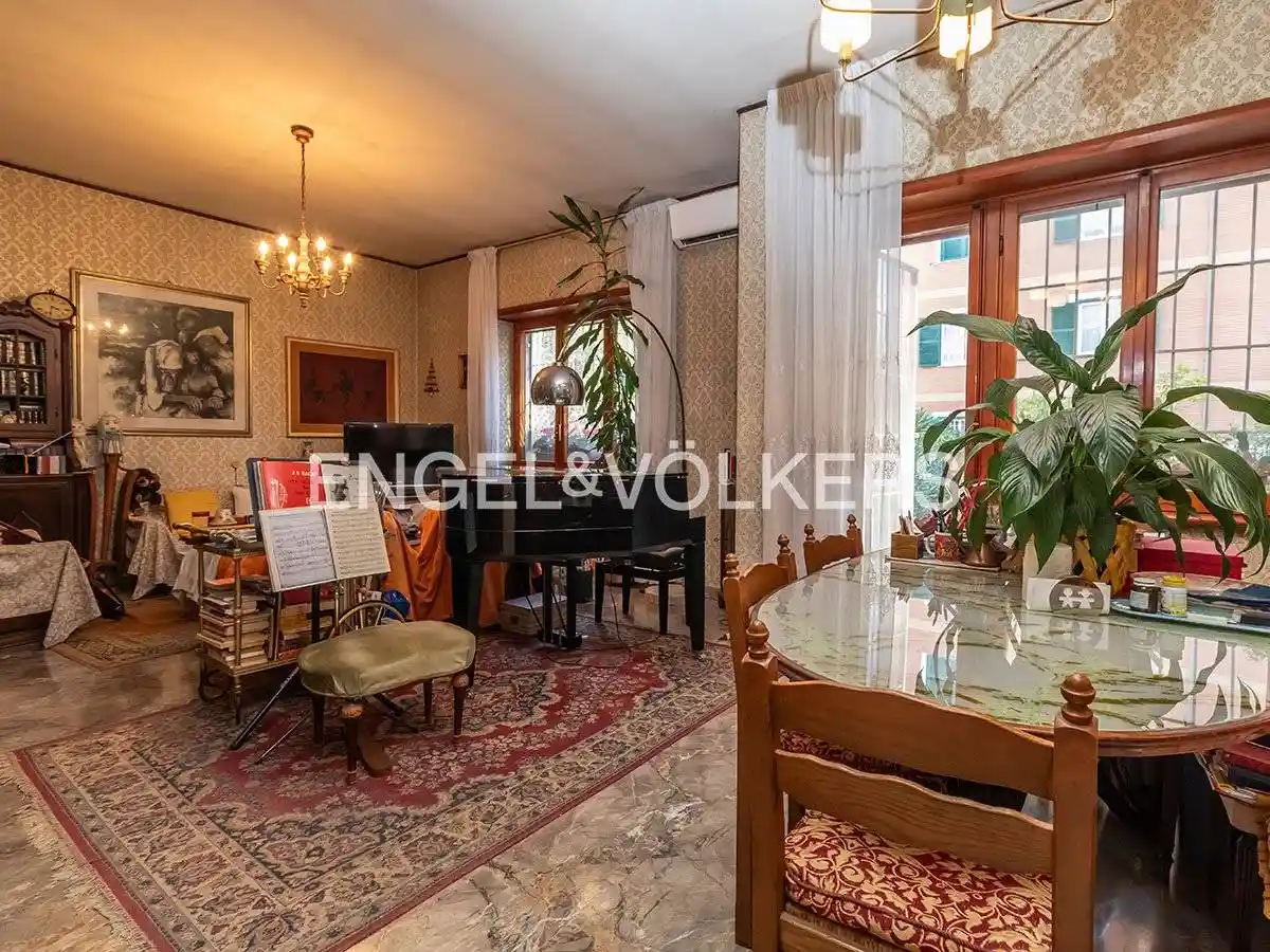 Quadrilocale buono stato, piano terra, Gemelli - Pineta Sacchetti, Roma - foto 4