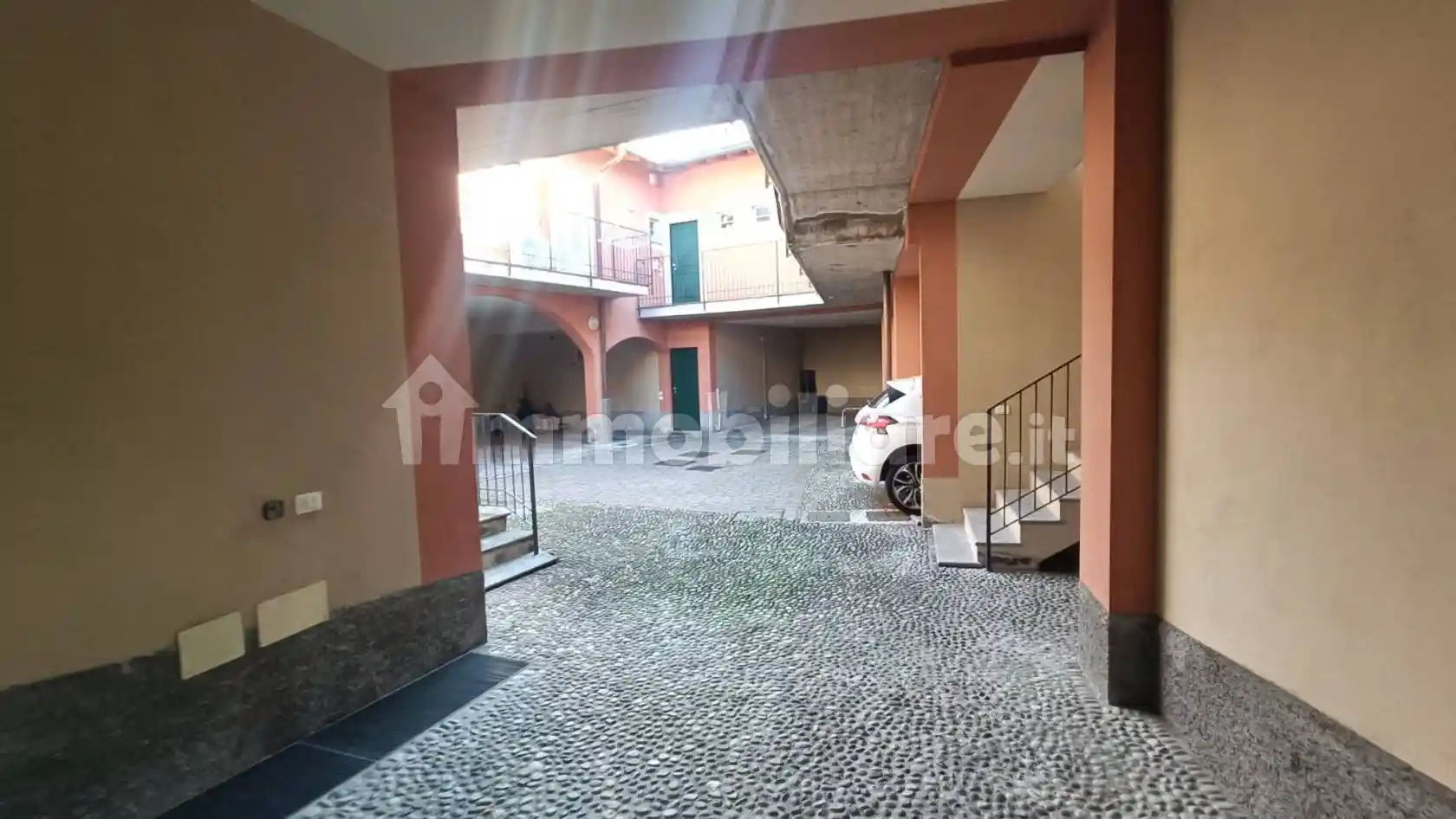 Bilocale via Trieste 17, Uggiate Trevano, Uggiate con Ronago - foto 5