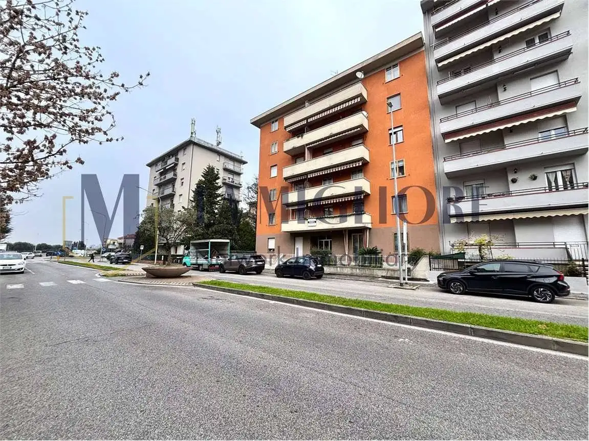 Appartamento in vendita a Prato