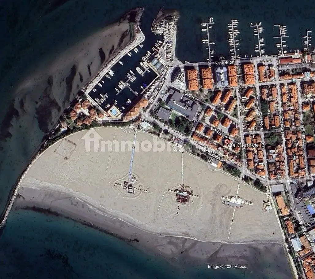 Appartamento in vendita a Grado