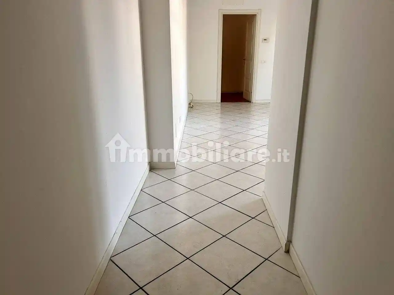 Trilocale viale Jacopo Dal Verme, 157, San Bortolo, Vicenza - foto 2