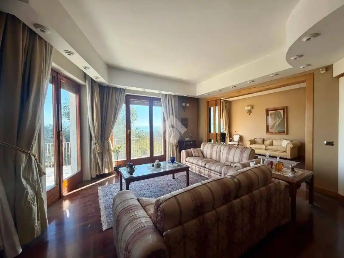 Quadrilocale via Francesco Petrarca 47, Posillipo, Napoli - foto 5