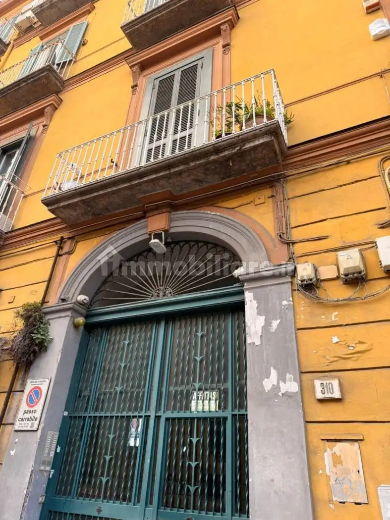Appartamento in affitto a Napoli