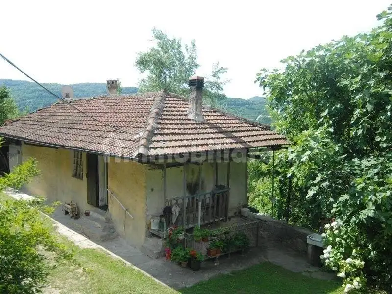 Rustico - Casale in vendita a Bosia