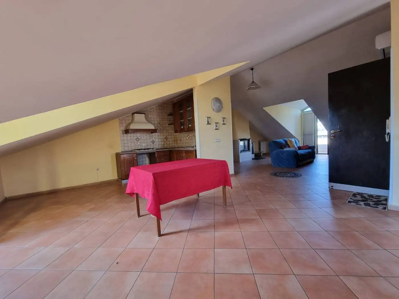 Attico - Mansarda in affitto a Quarto