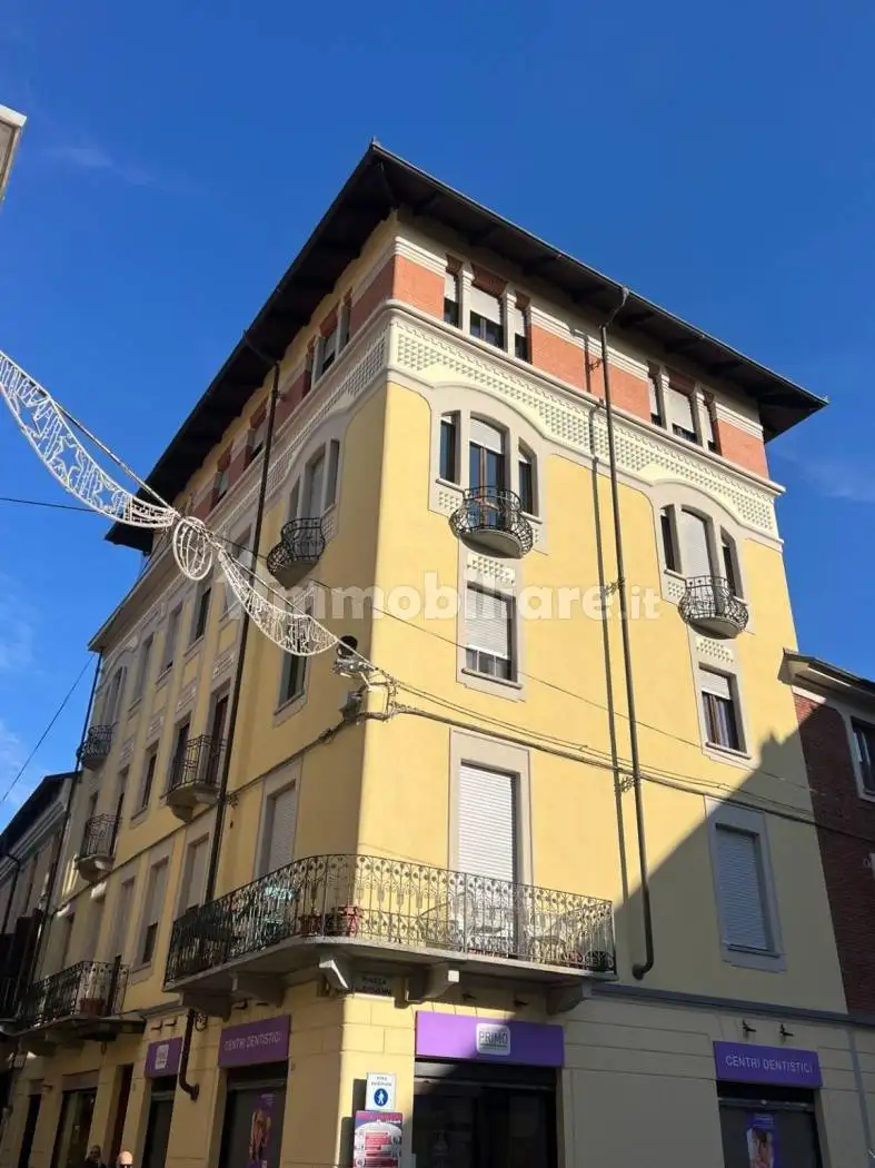 Bilocale via San Ciriaco 21, Centro, Ciriè - foto 4