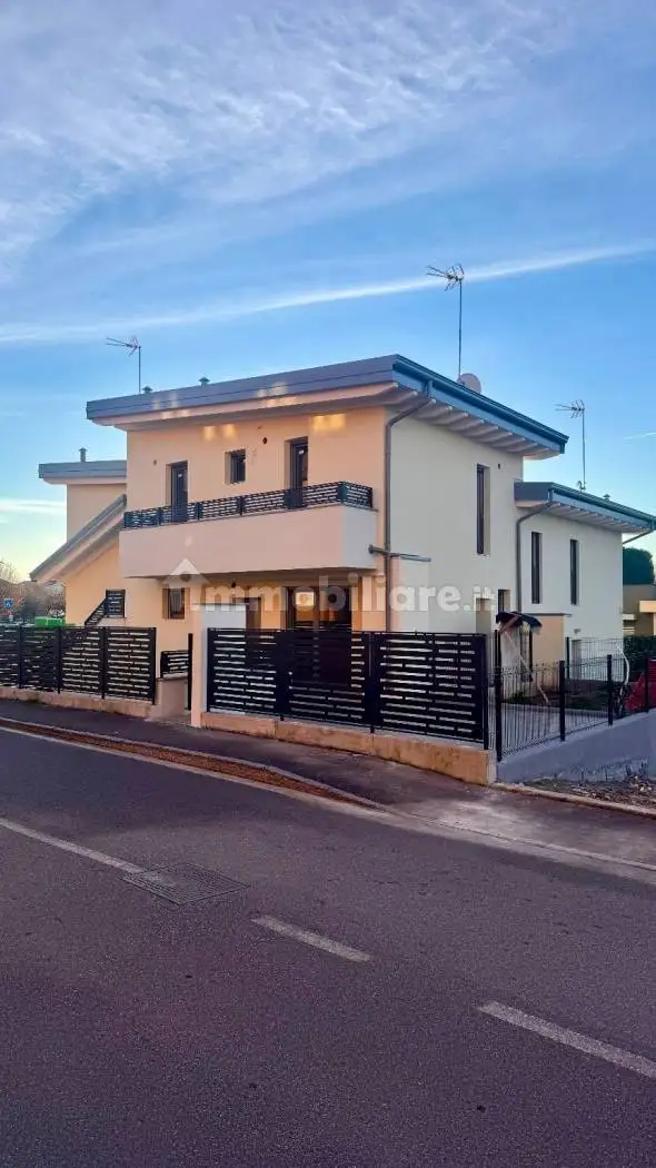 Villa plurifamiliare via Antonio Locatelli 332, Calusco d'Adda - foto 3