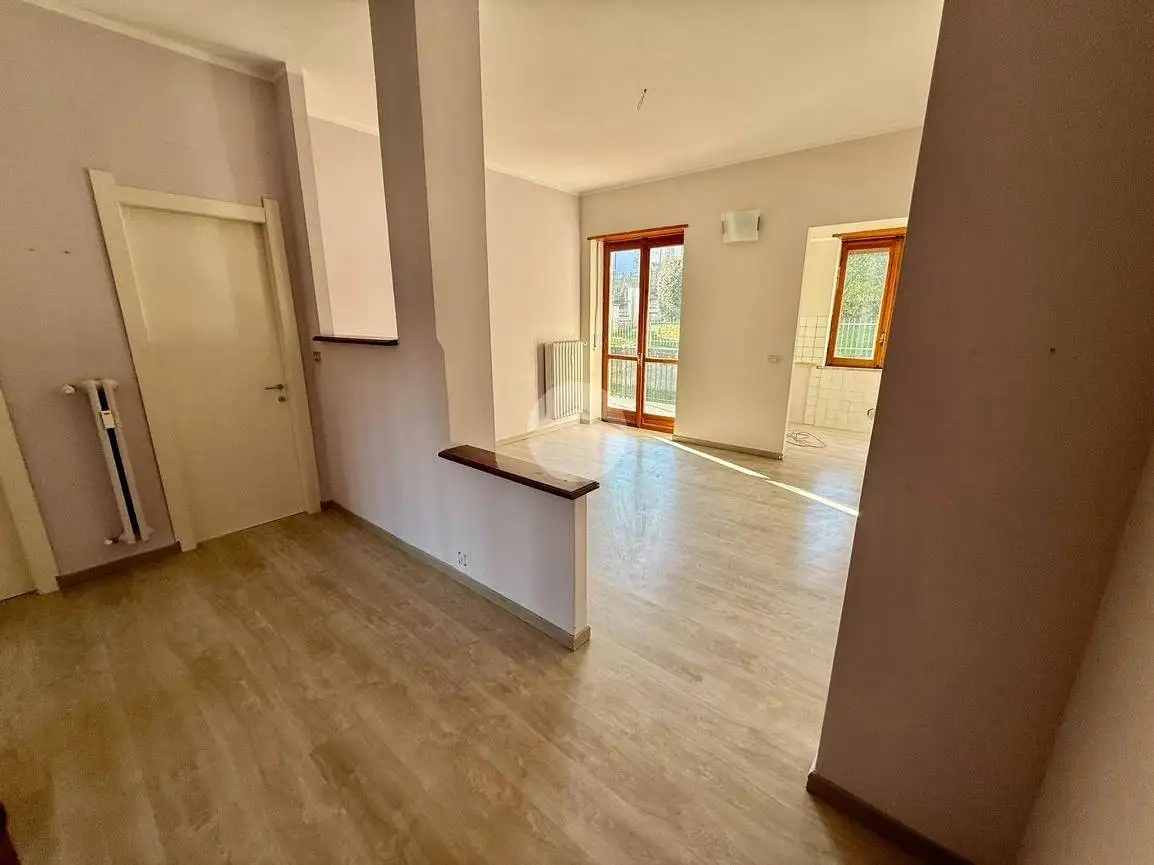 Trilocale Str. Valle Pasano 31, Semicentro, Chieri - foto 3