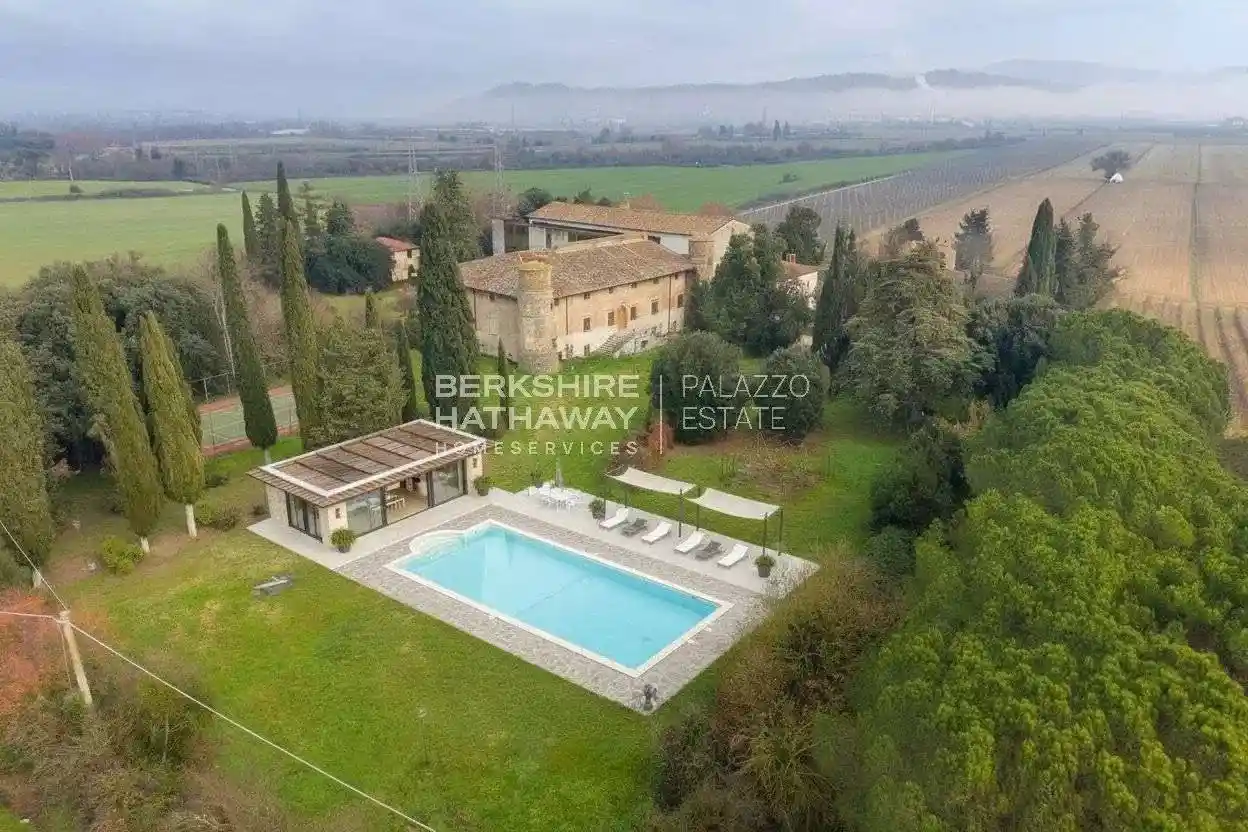 Villa in vendita a Arezzo
