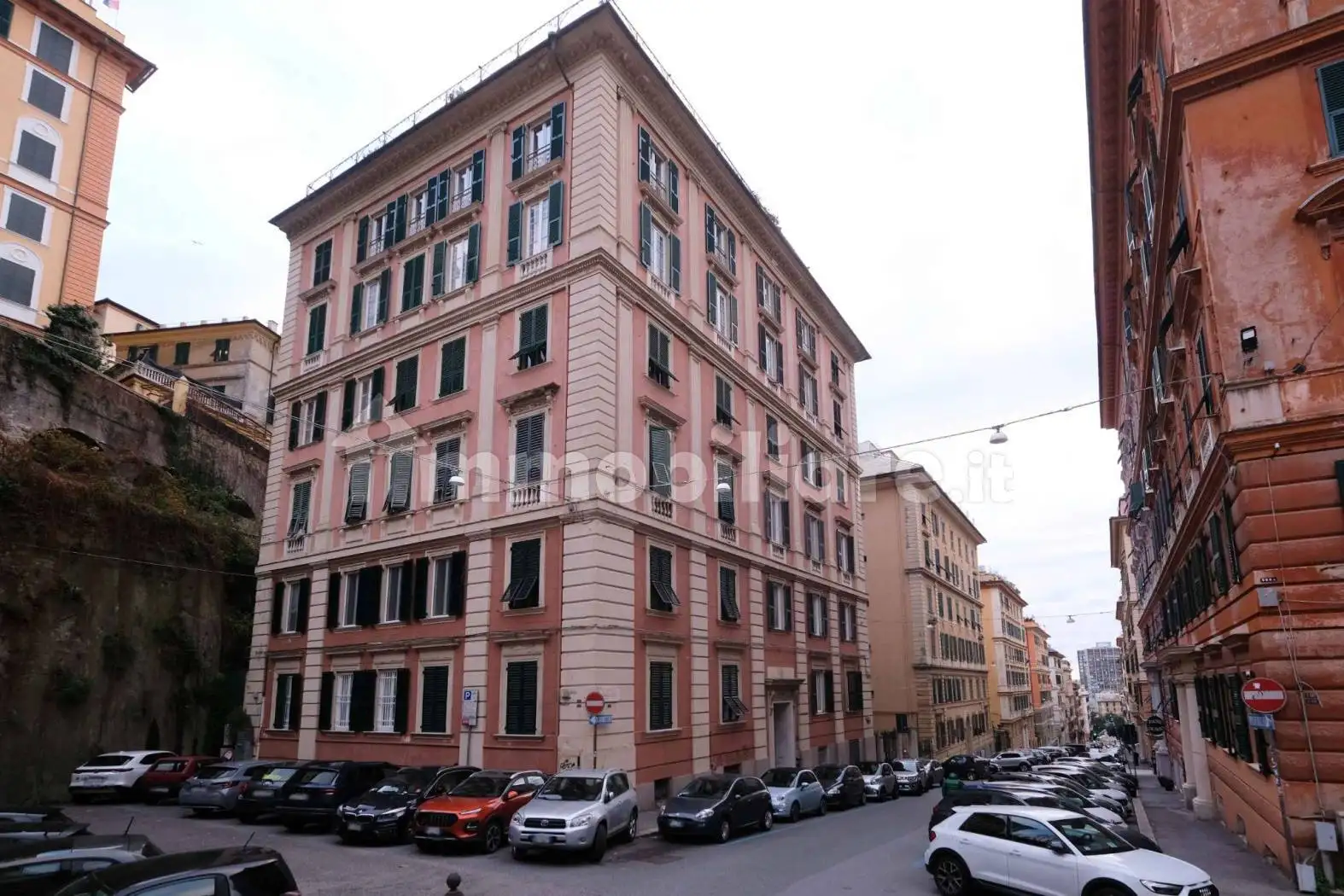 Appartamento in vendita a Genova