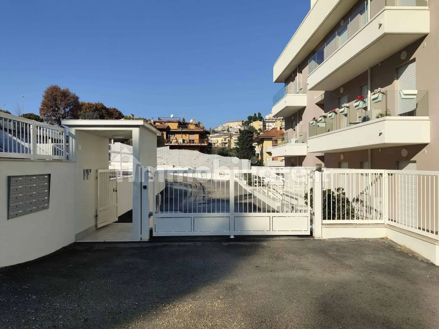 Appartamento in vendita a Acquaviva Picena