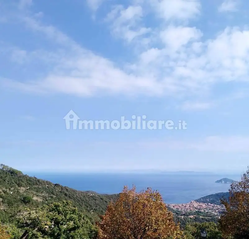 Appartamento in vendita a Marciana Marina