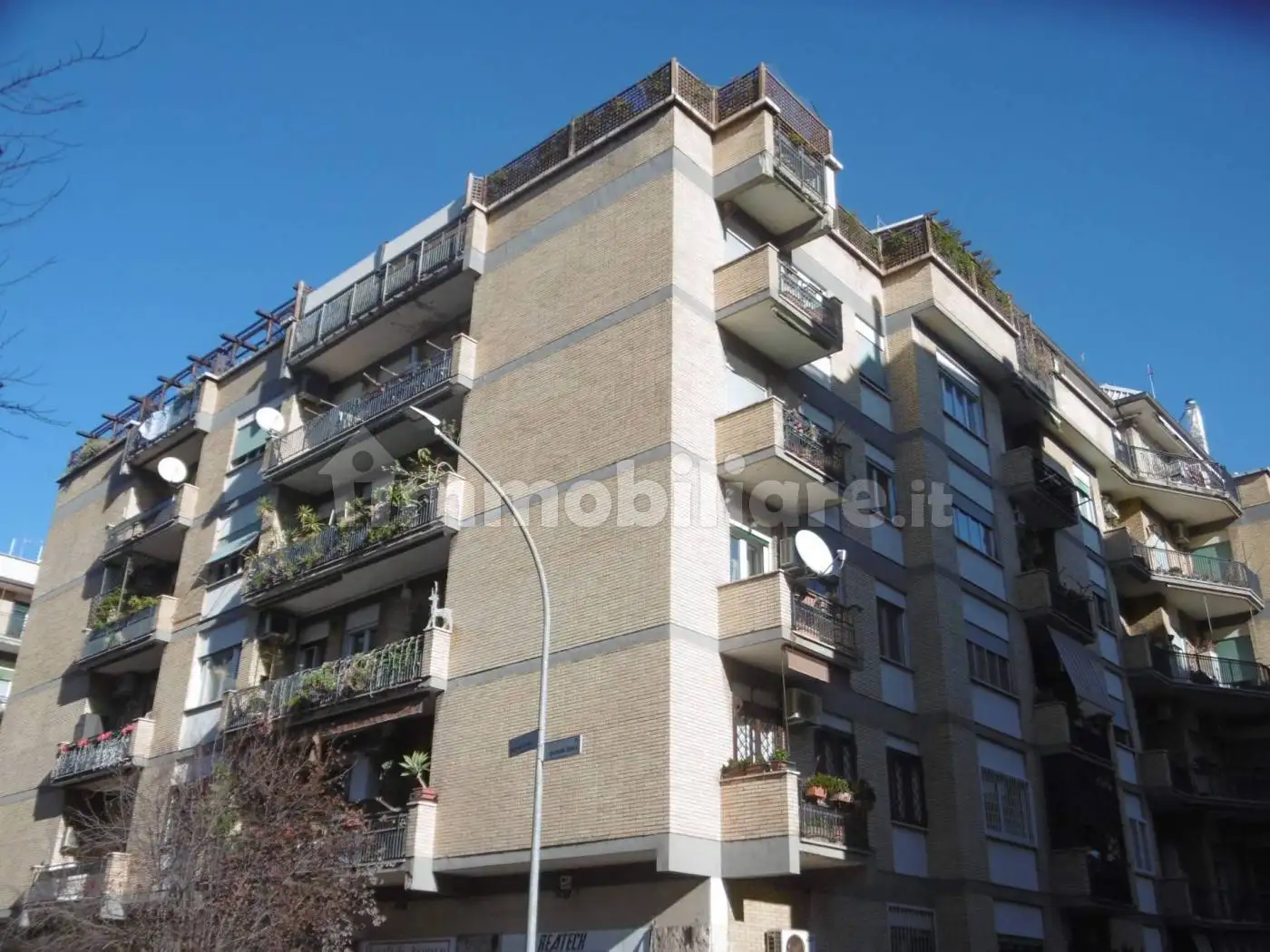 Appartamento in vendita a Roma