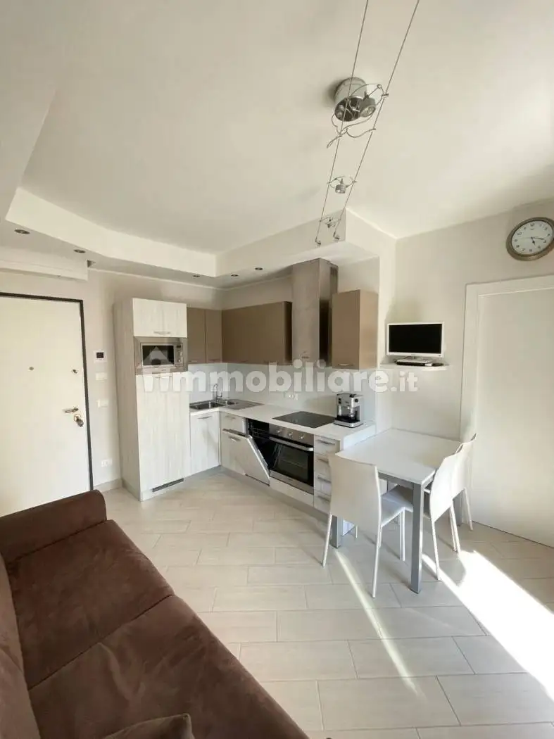 Bilocale corso 4 Novembre, Borghetto Santo Spirito - foto 2