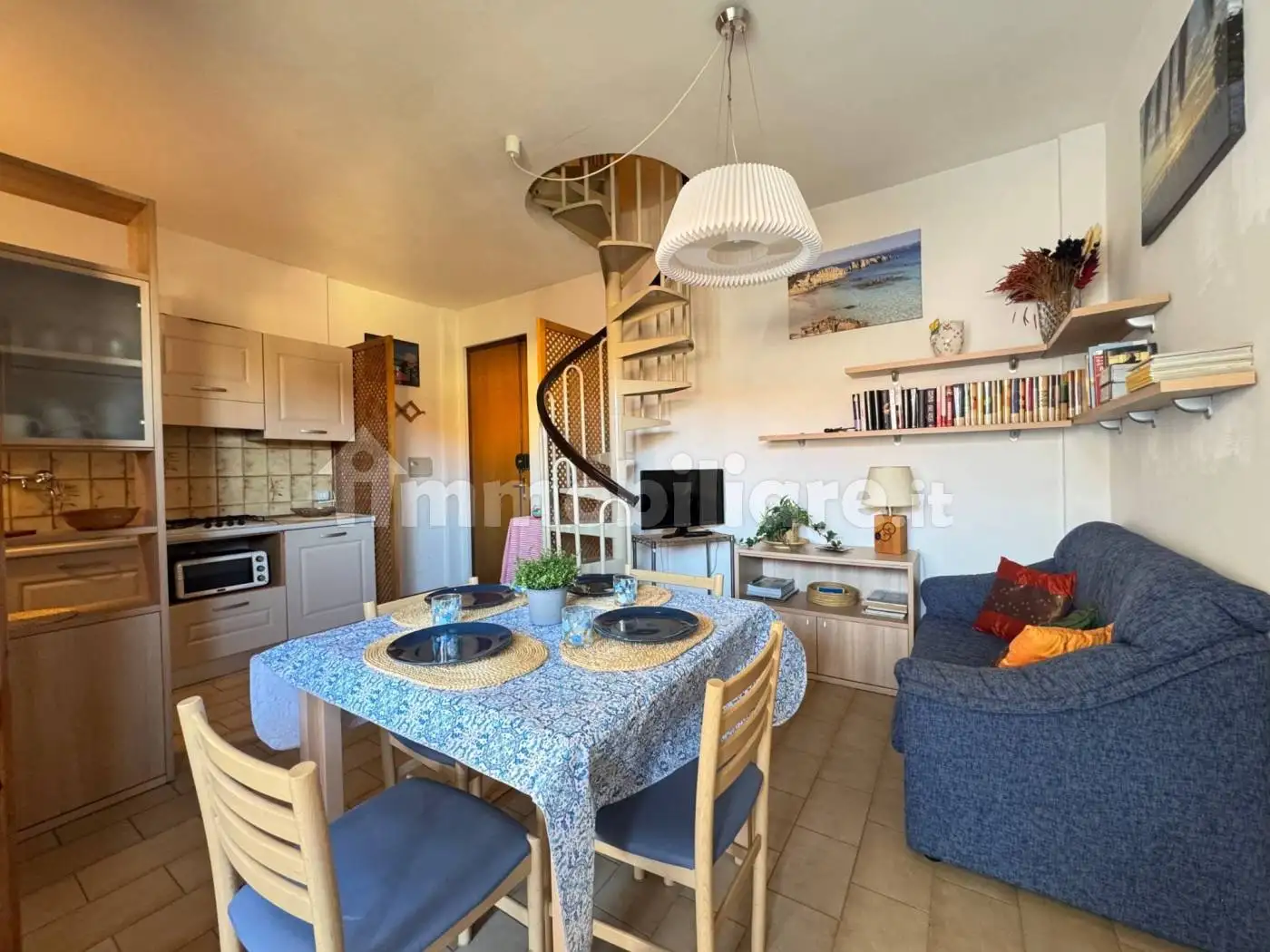 Appartamento in vendita a Viareggio