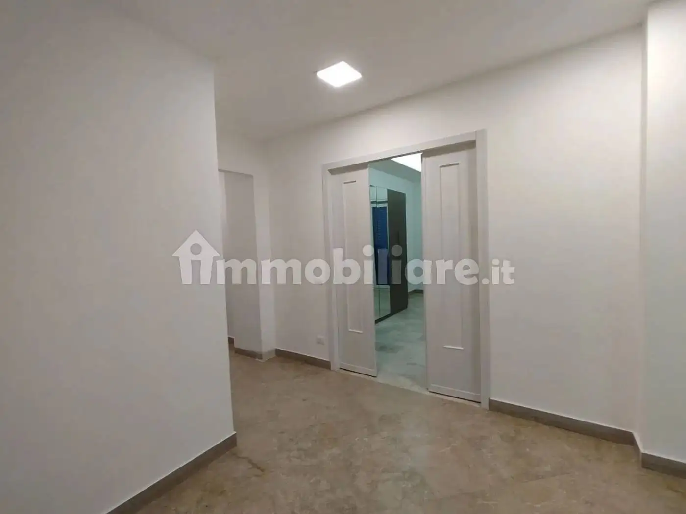 Appartamento piazza Calatafimi, 2, Centro, Caltanissetta - foto 2