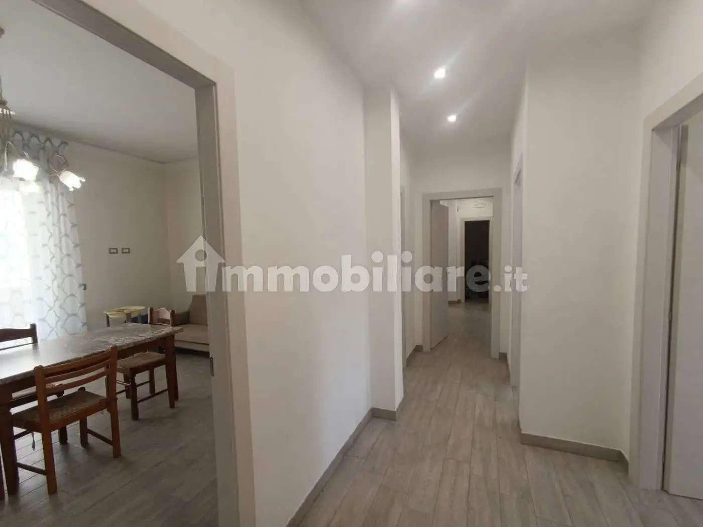 Appartamento via De Cosmi Giovanni Battista, 8, Centro, Caltanissetta - foto 4