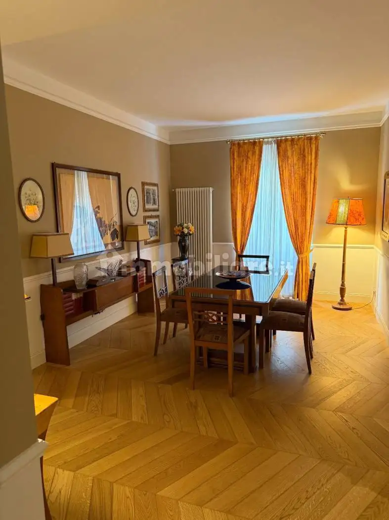 Appartamento in affitto a Sarzana