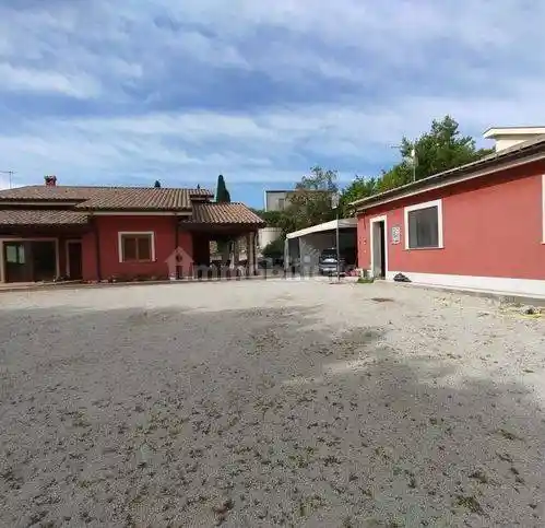 Villa in vendita a Caltanissetta