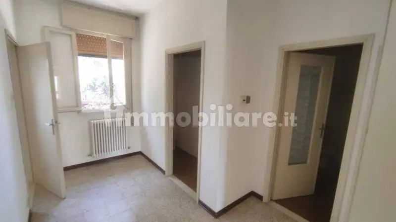 Terratetto plurifamiliare 270 m², da ristrutturare, Centro, Campo San Martino - foto 3